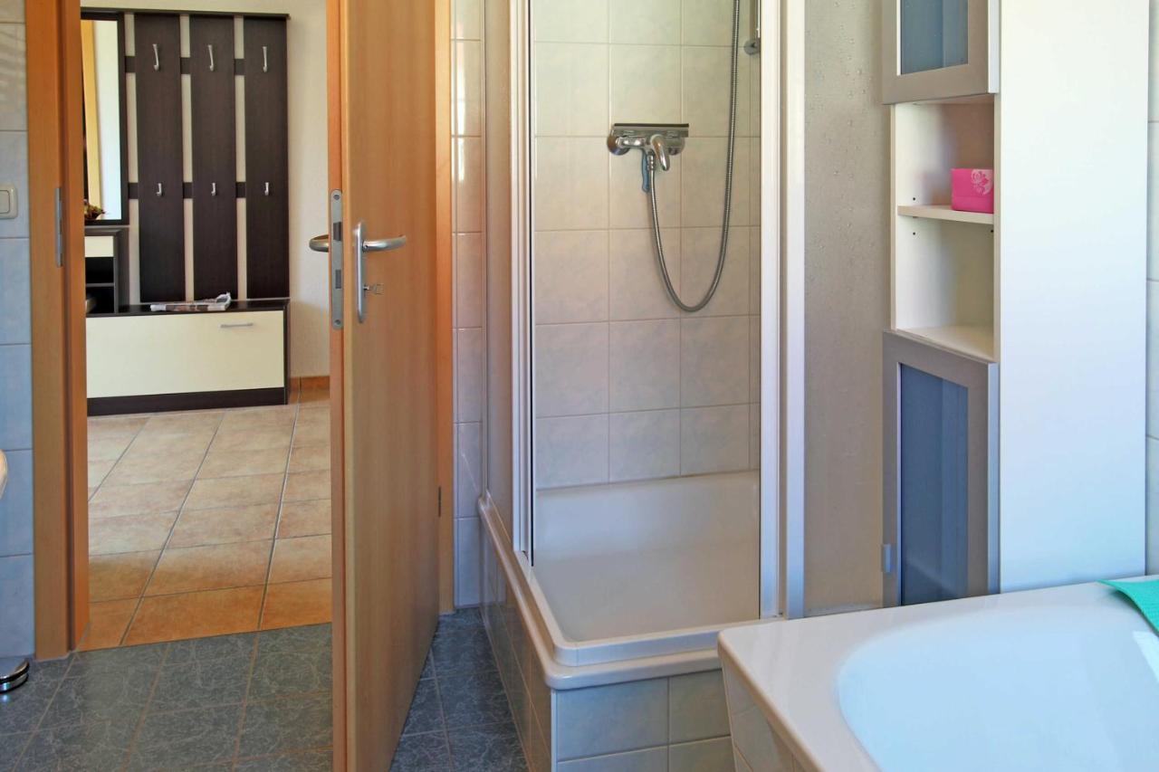 Ferienhaus Luessvitz Ummanz 外观 照片