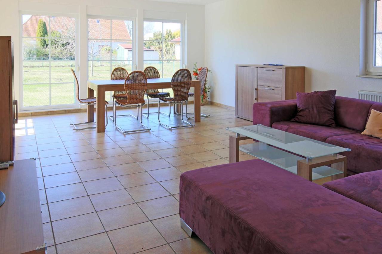 Ferienhaus Luessvitz Ummanz 外观 照片