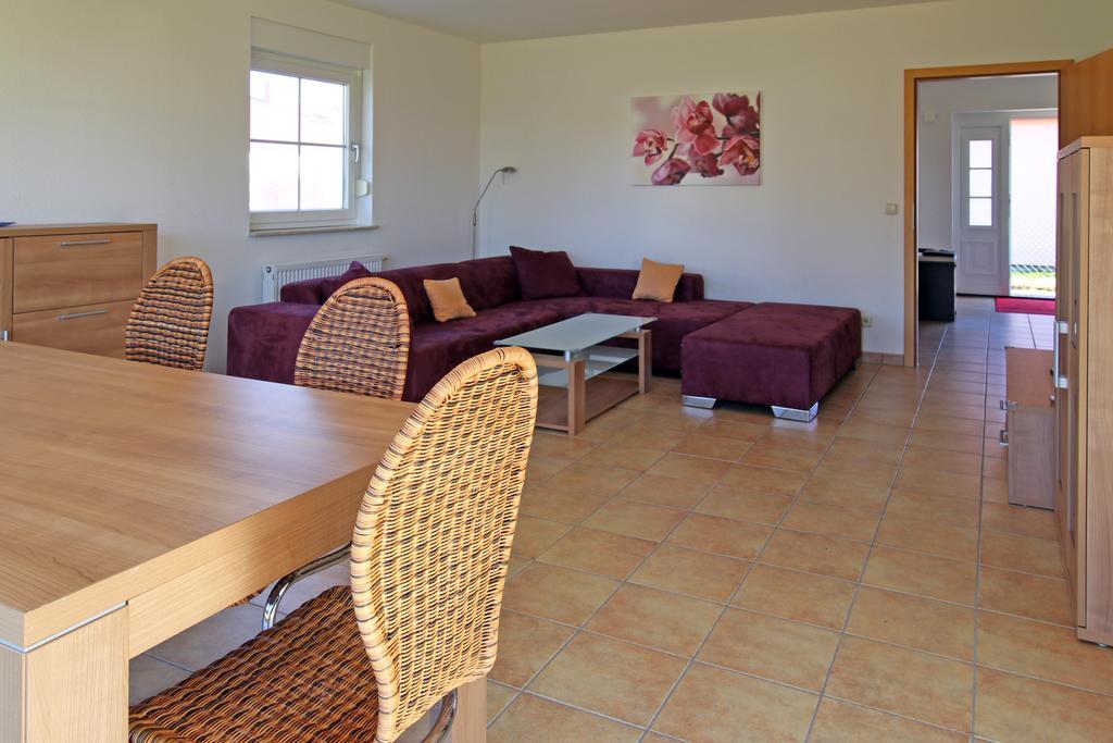 Ferienhaus Luessvitz Ummanz 外观 照片