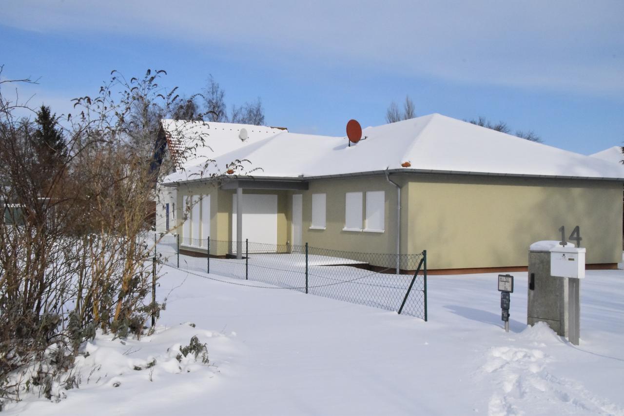 Ferienhaus Luessvitz Ummanz 外观 照片