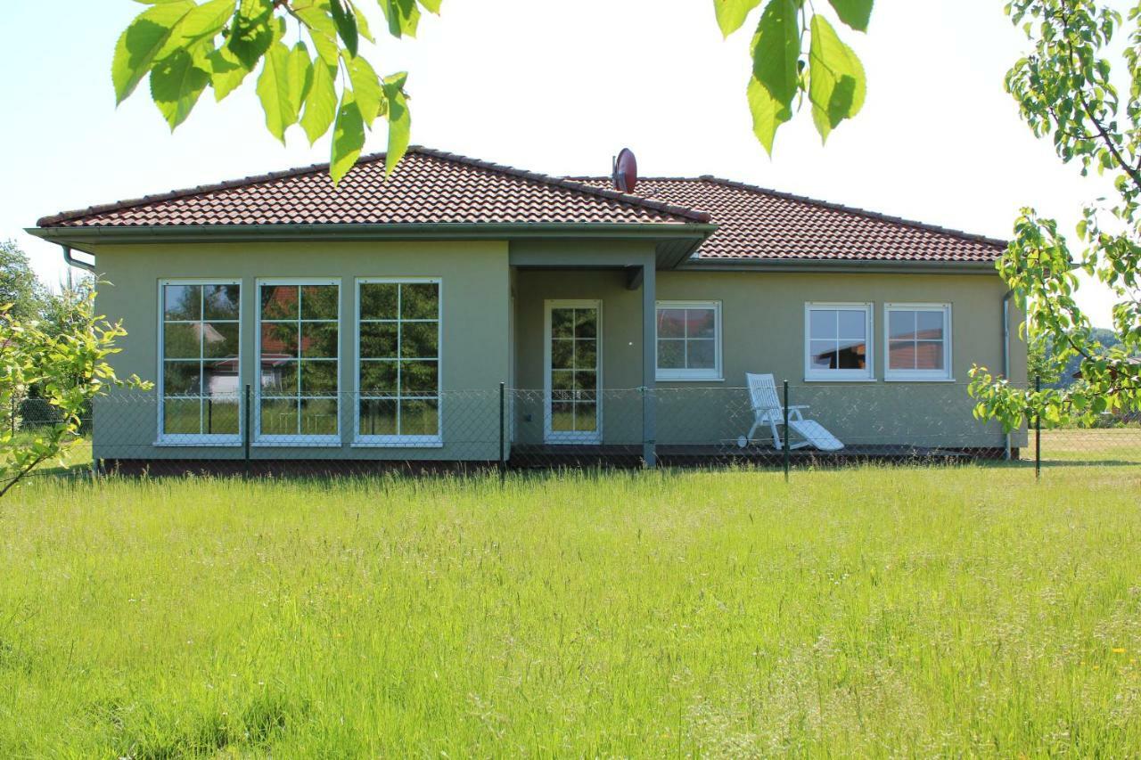Ferienhaus Luessvitz Ummanz 外观 照片